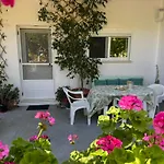 Lemon Tree\'S House